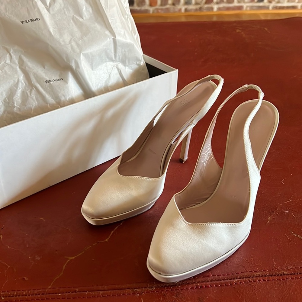 Vera Wang wedding heels Sz 36/6